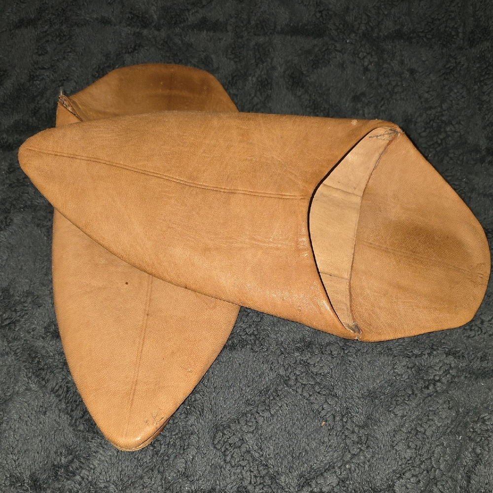 Handmade Brown Leather Slip-On Shoes Mens Size 11.5 Morroccan Pointed Slippers
